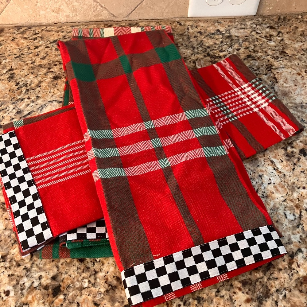 Mackenzie Childs set of 3 kitchen towels
